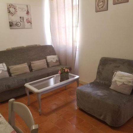 Apartament Joli T2 De 40M² A Louer A Le Muy Zewnętrze zdjęcie